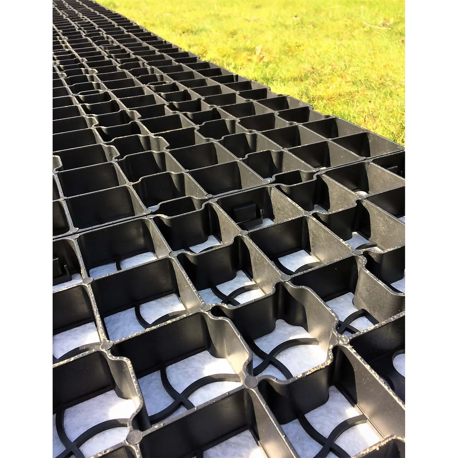 Ecobase Porous Pavers Paths - 5m2 (20 Pack) - Image 8