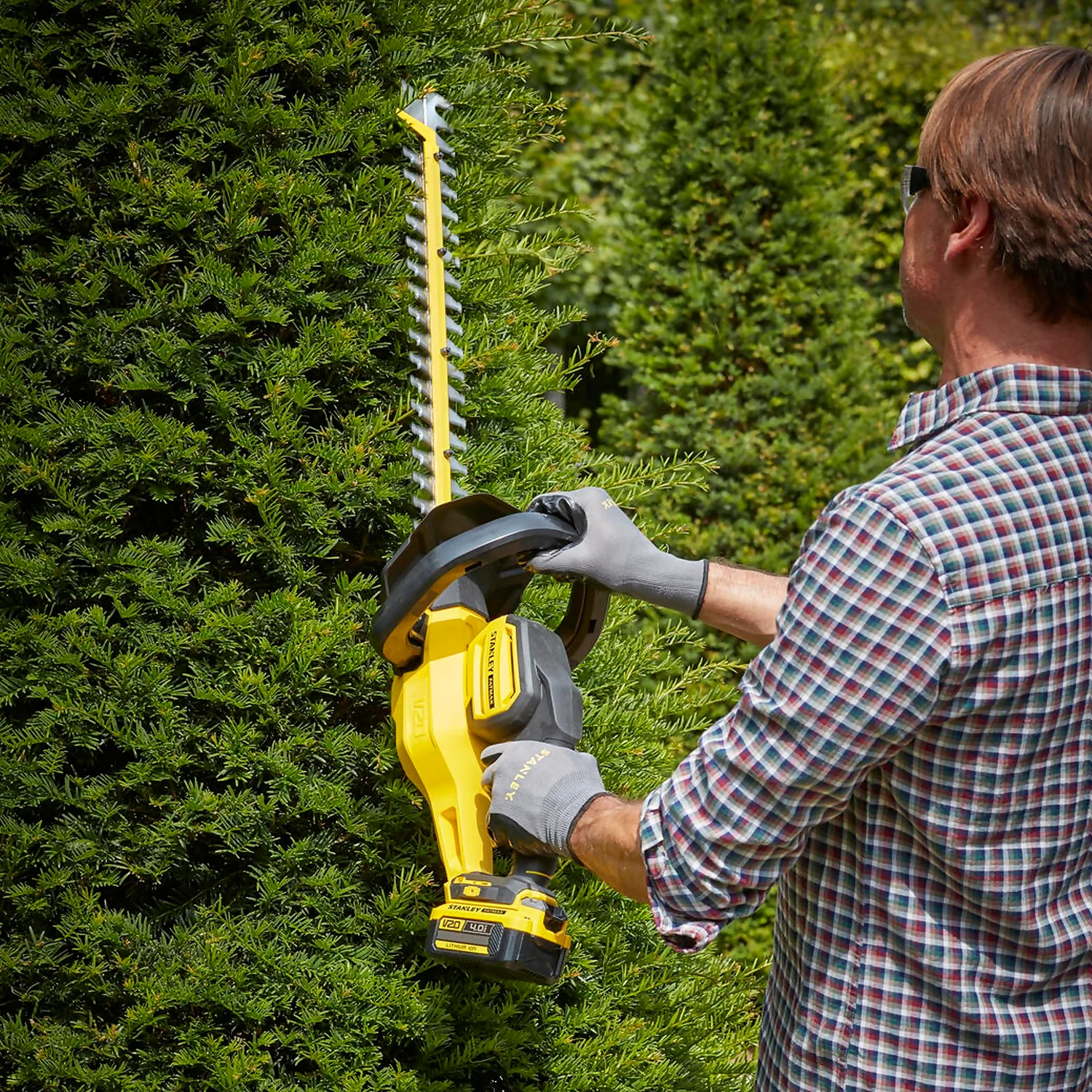 STANLEY FATMAX V20 18V Cordless Hedge Trimmer 55cm (Sfmcht855M1-Gb) - Image 2