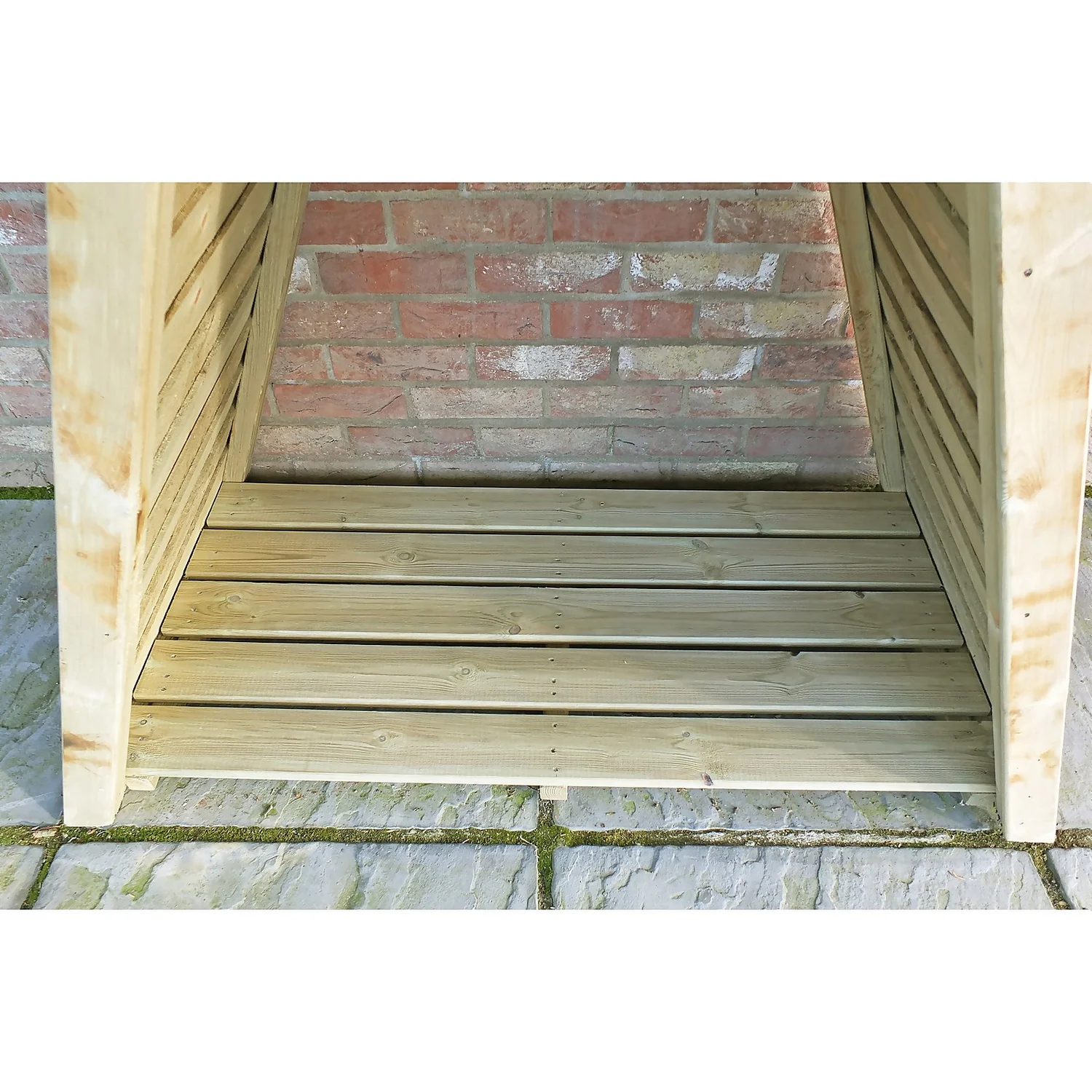 Shire Large Triangular Log Store - Image 5