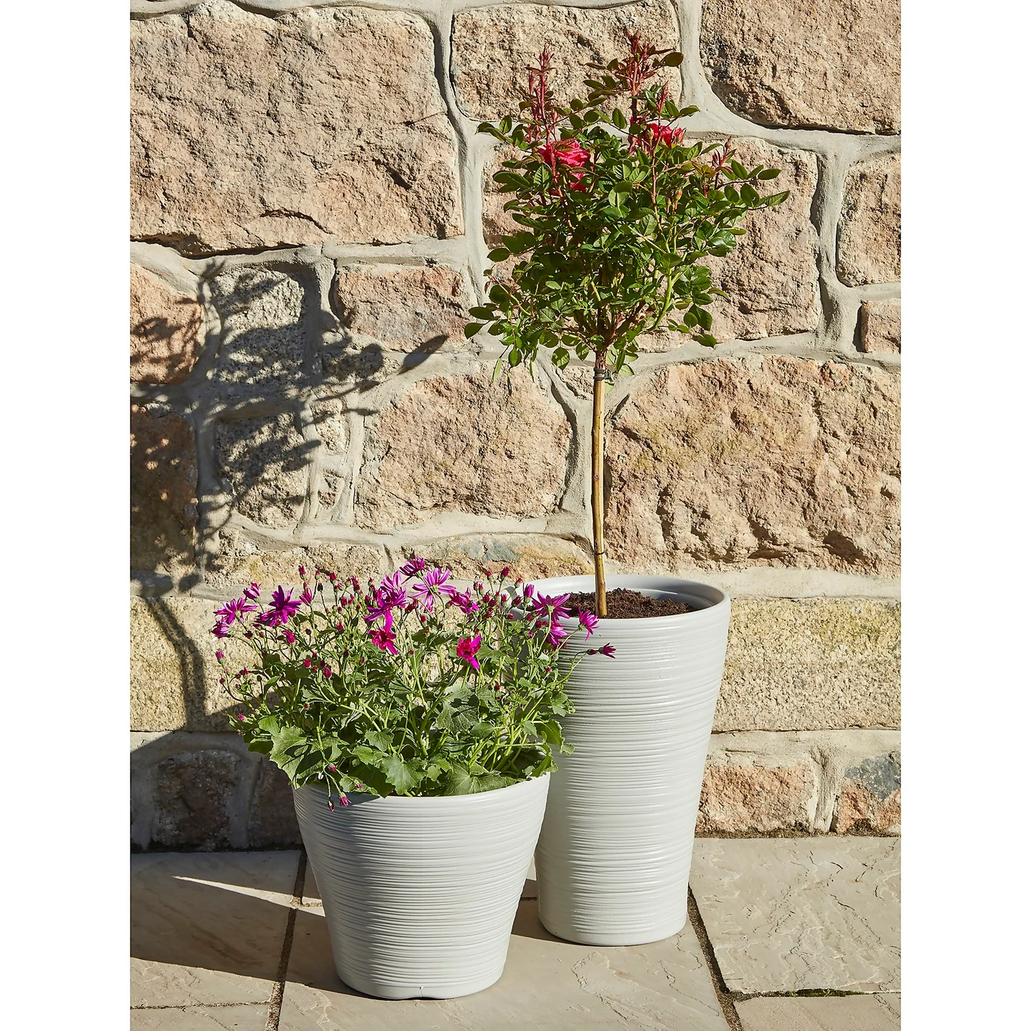 Small Hereford Planter In Cool - Grey - Image 2