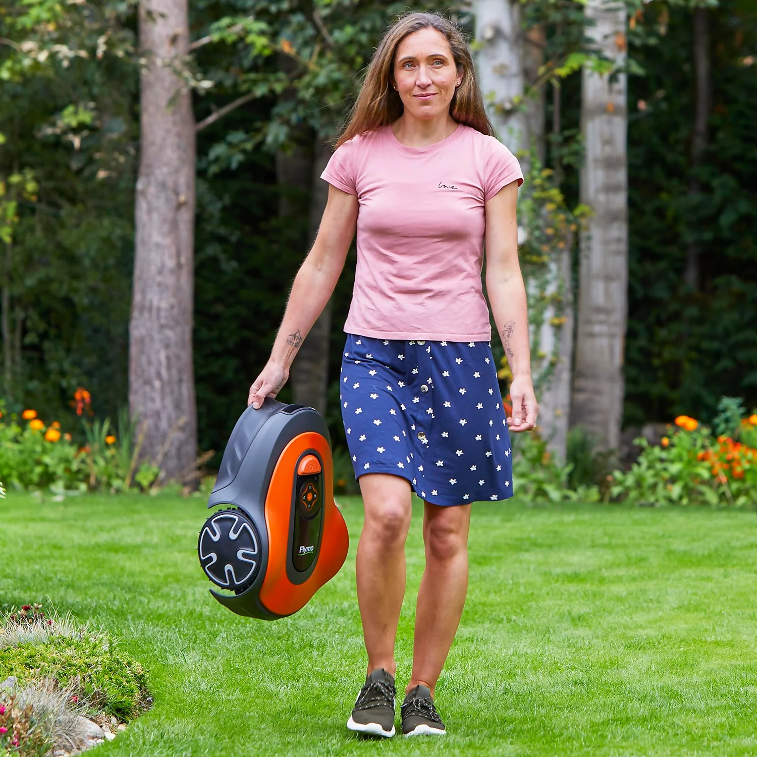 Flymo EasiLife GO 500 Cordless Robot Lawn Mower - 16cm - Image 5