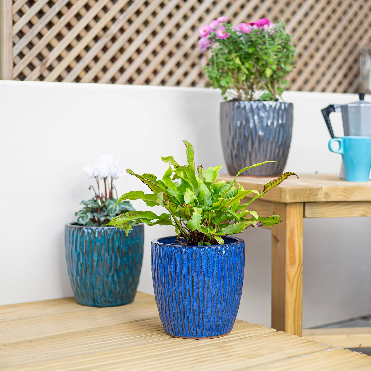 Chiswick Textured Pot Black - 24cm - Image 6